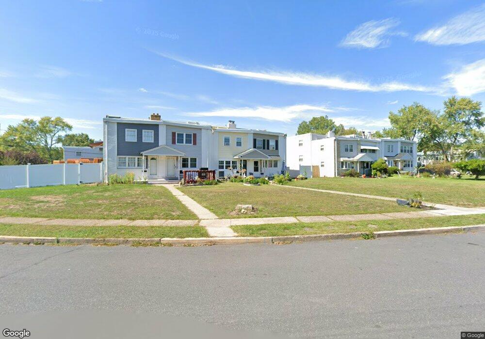 835 Wedgewood Dr, Lansdale, PA 19446 - photo 1