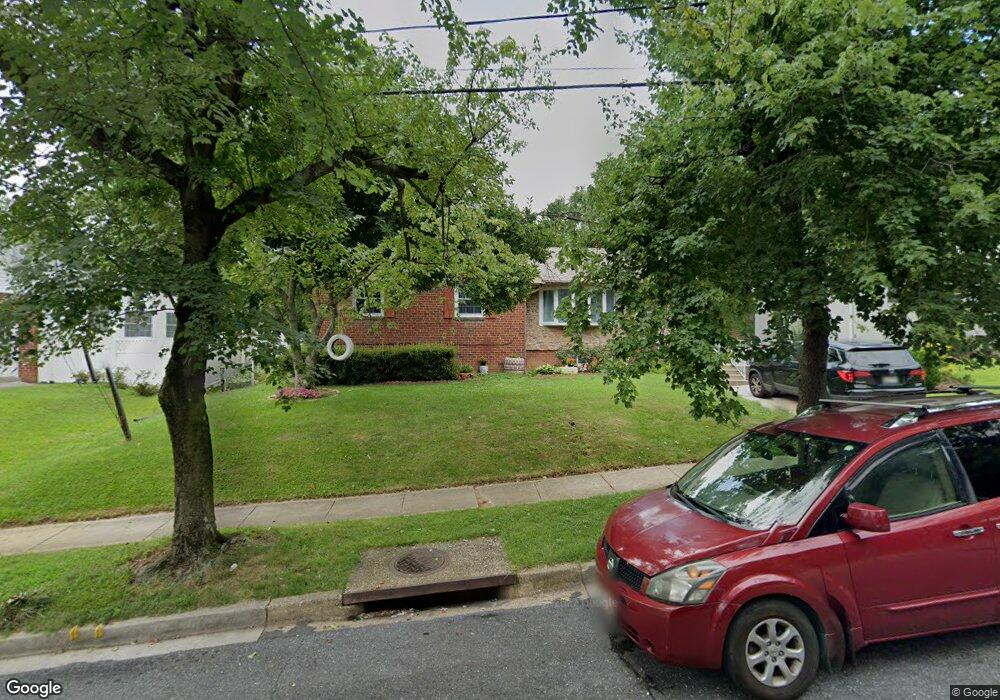 8212 Quentin St, New Carrollton, MD 20784 - photo 1