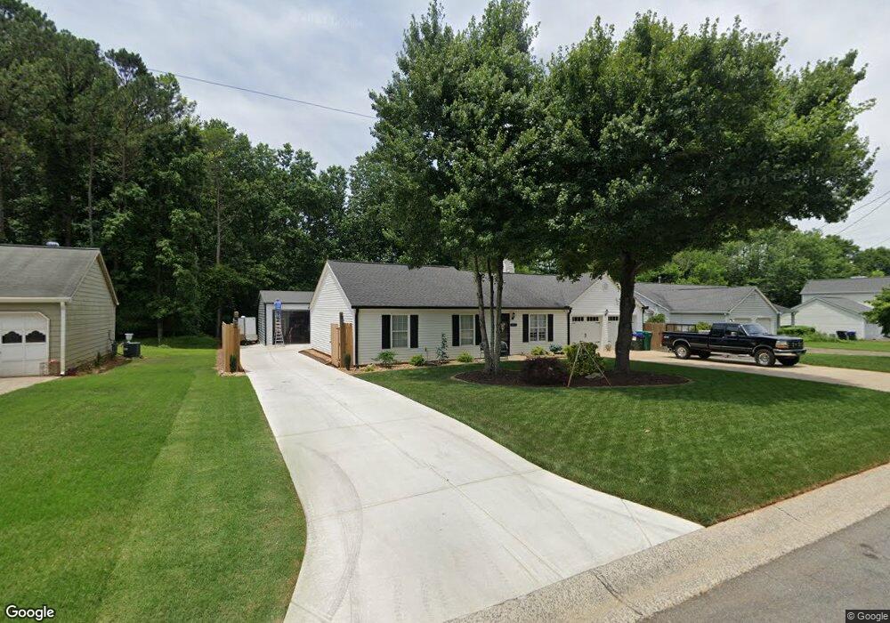 621 Bluff Dr, Woodstock, GA 30188 - photo 1