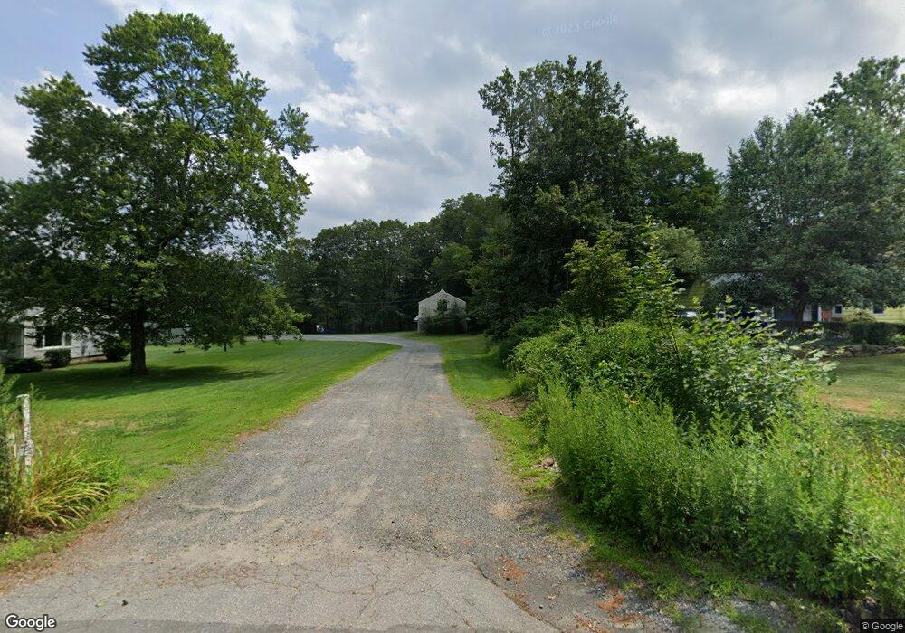 74 Cross Hwy, Redding, CT 06896 - photo 1