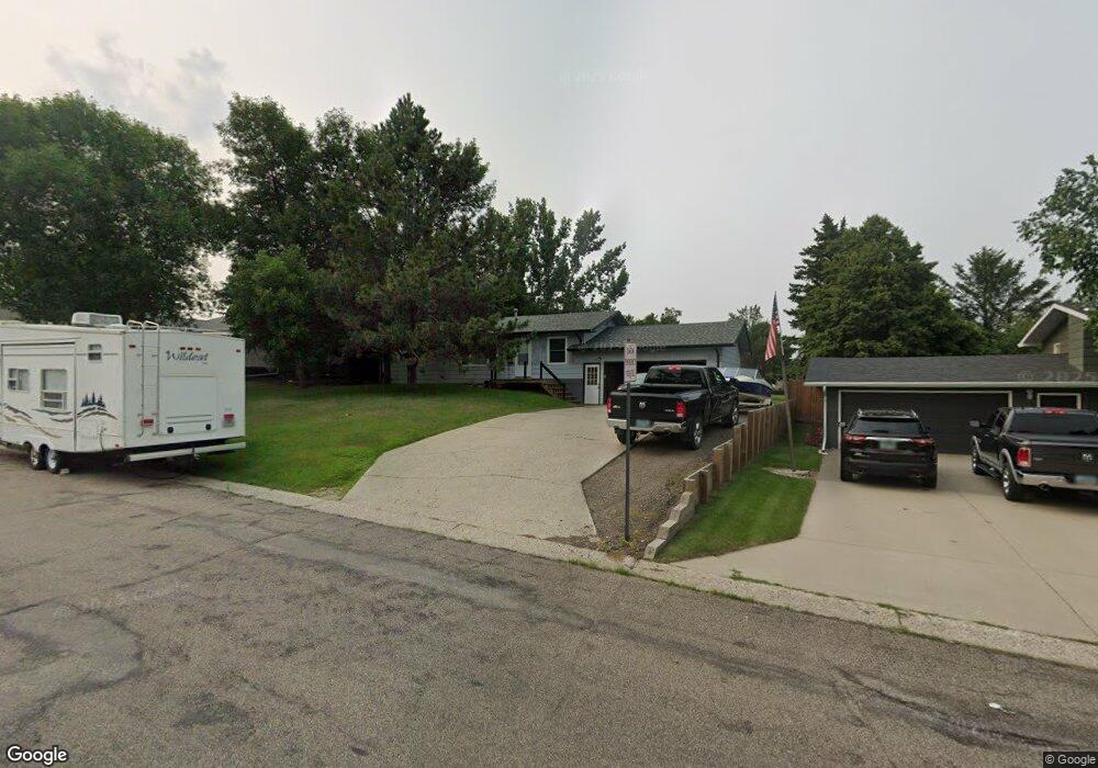 1106 9th St SW, Jamestown, ND 58401 - photo 1