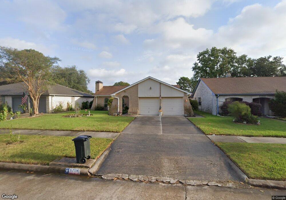6706 Deer Ridge Ln, Houston, TX 77086 - photo 1