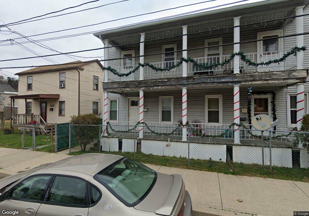 209 E Market St, Scranton, PA 18509 - photo 1