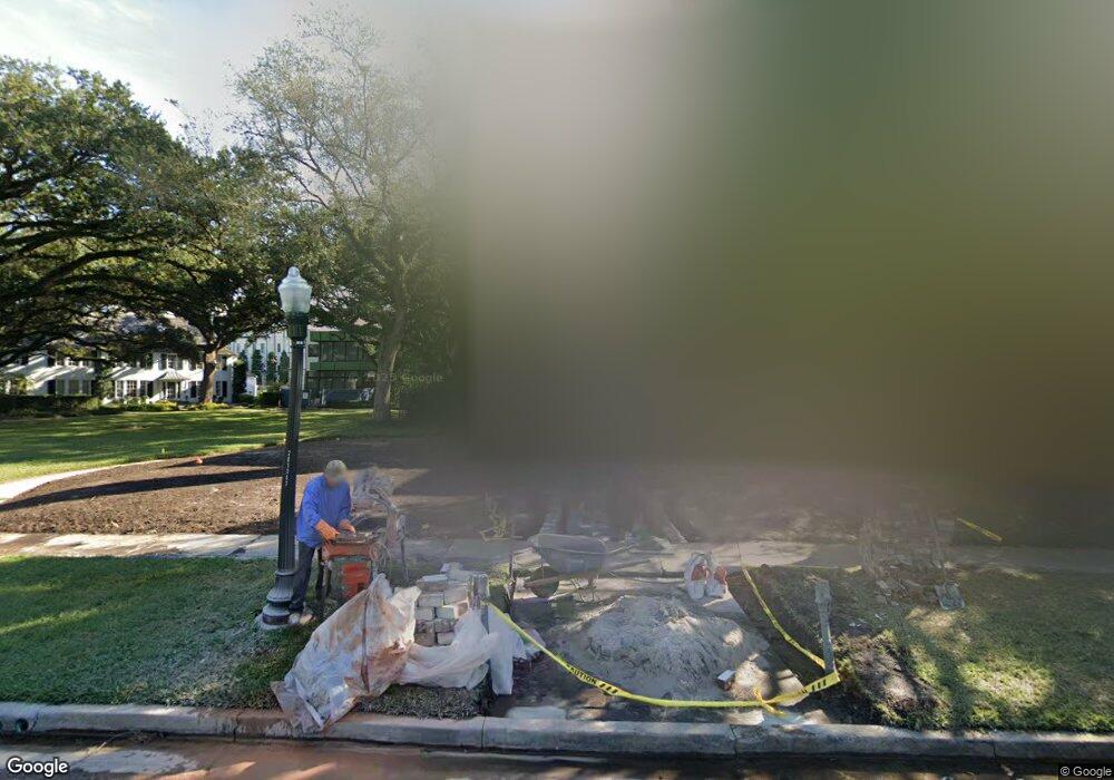 2525 Stanmore Dr, Houston, TX 77019 - photo 1