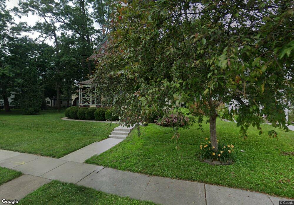 1914 Walling Ct, Davenport, IA 52803 - photo 1