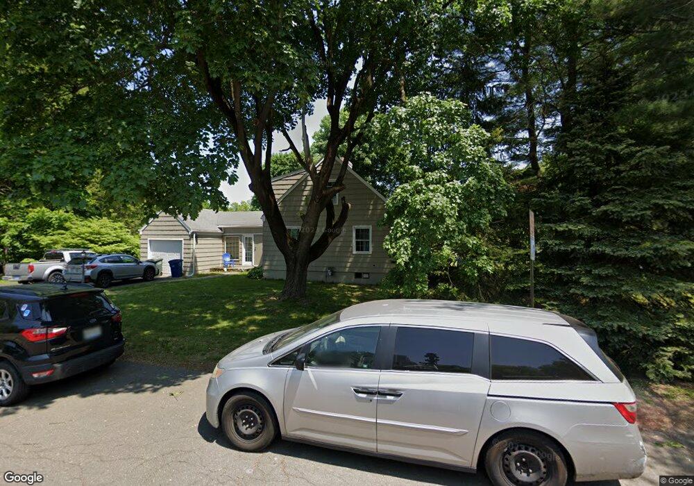 320 Eckart St, Bridgeport, CT 06606 - photo 1