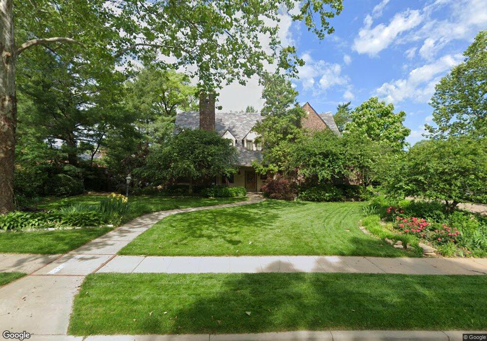 1527 SW Pembroke Ln, Topeka, KS 66604 - photo 1