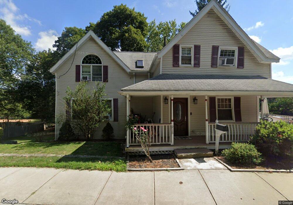 215 Vinton St, Melrose, MA 02176 - photo 1