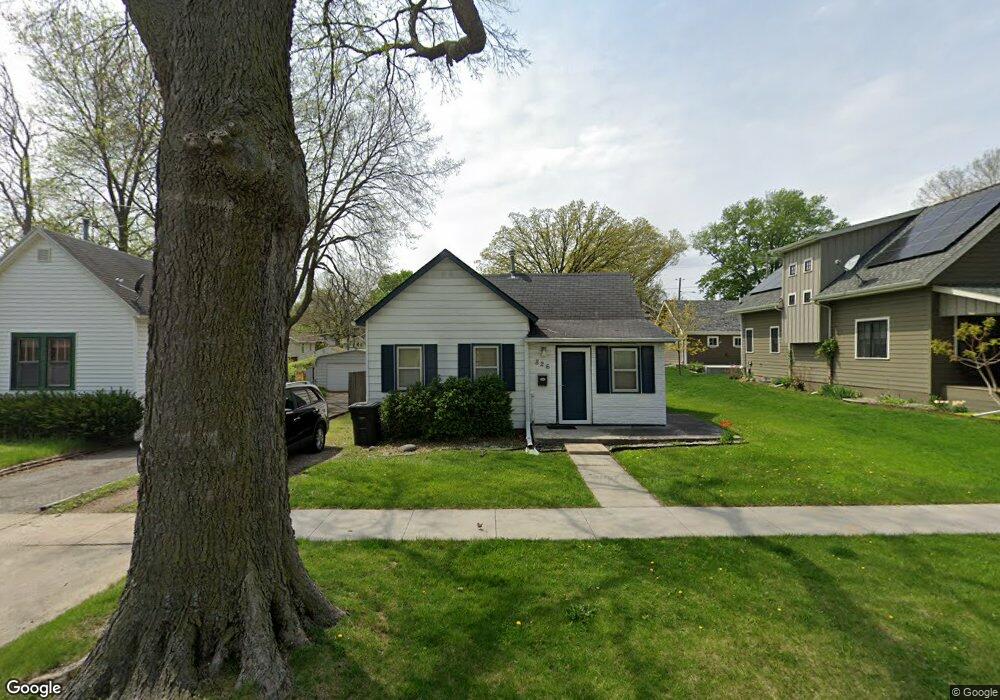 826 24th St, Des Moines, IA 50312 - photo 1