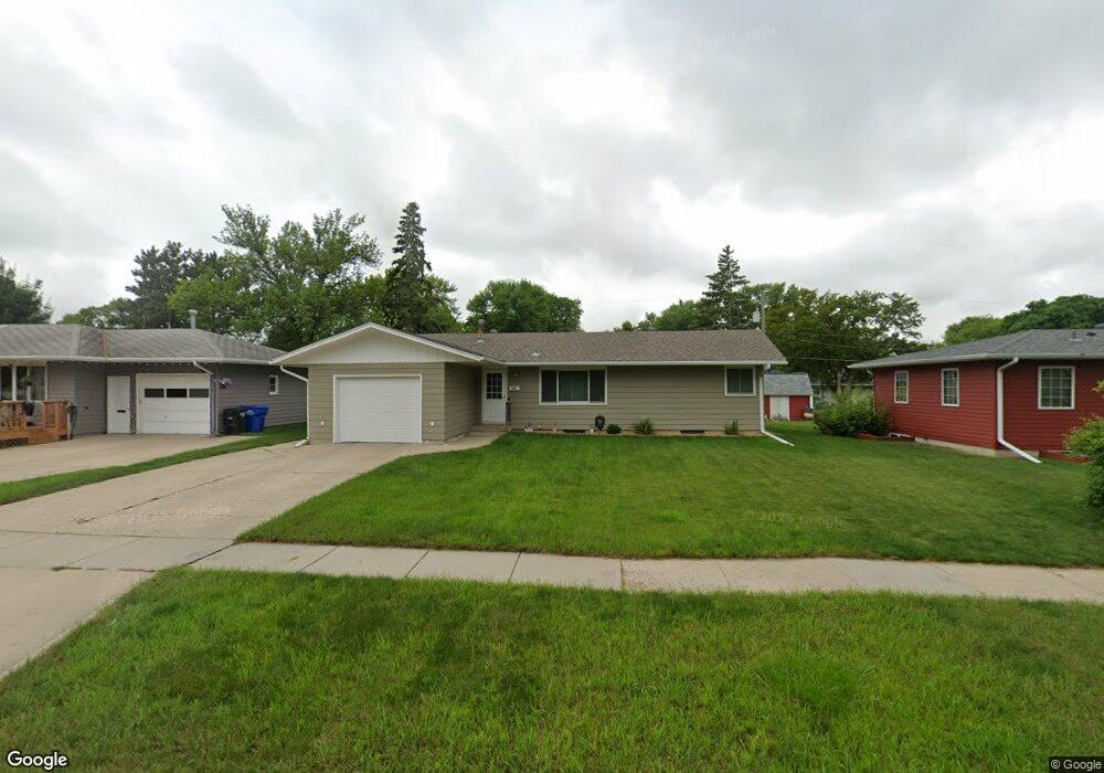 3118 8th St N, Fargo, ND 58102 - photo 1