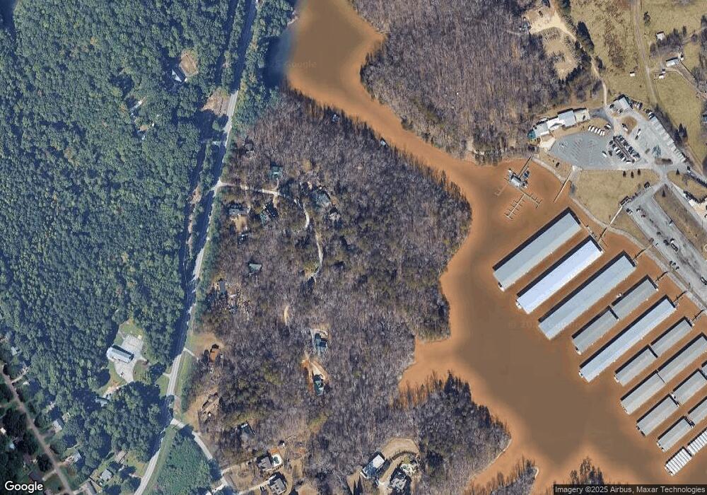 6157 Pine Cir, Flowery Branch, GA 30542 - photo 1