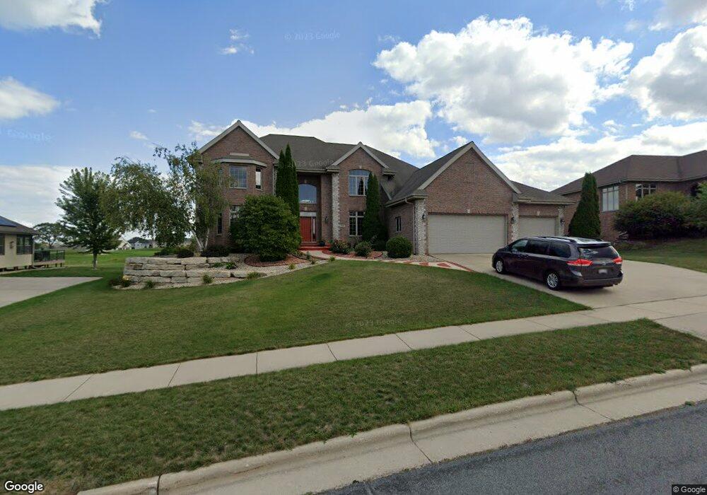 606 Bergamont Blvd, Oregon, WI 53575 - photo 1