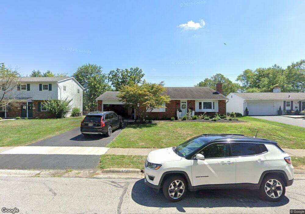 2690 Montcalm Rd, Columbus, OH 43221 - photo 1