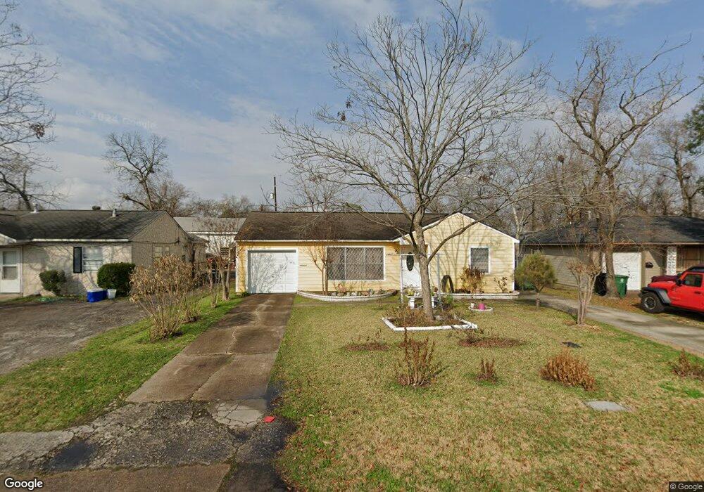 13371 Force St, Houston, TX 77015 - photo 1