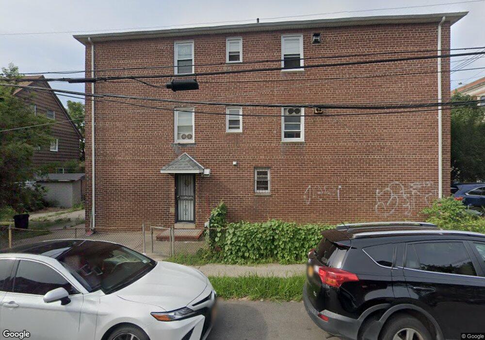 5818 136th St, Flushing, NY 11355 - photo 1