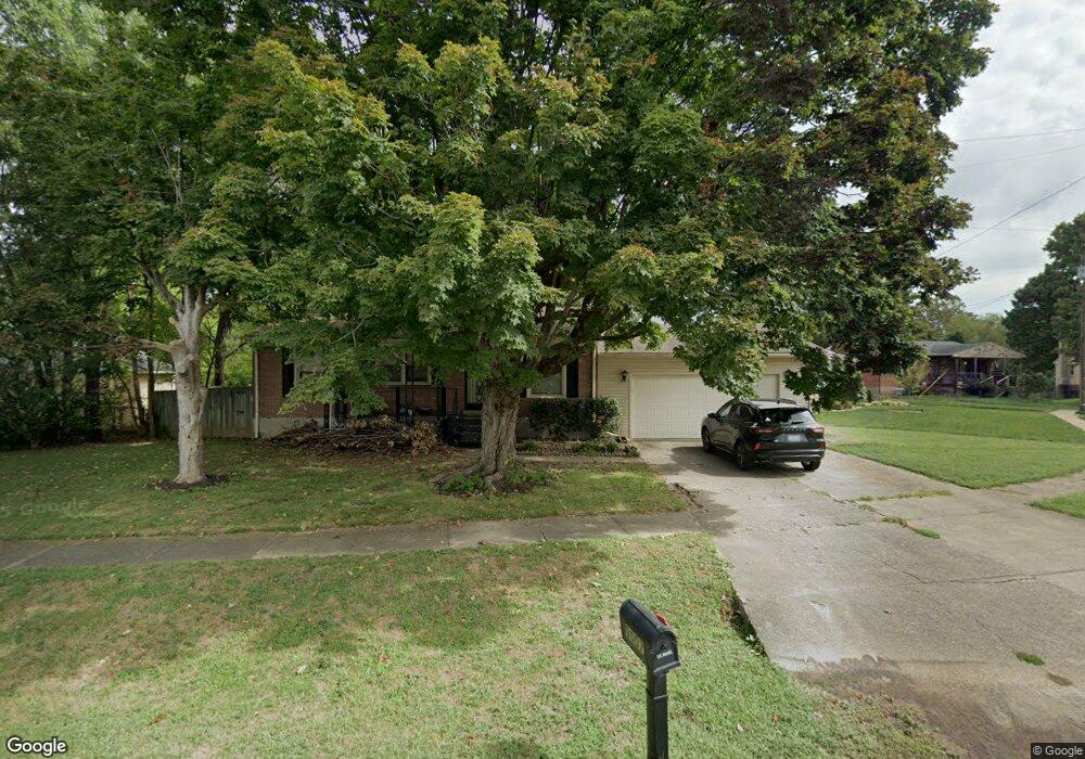 9007 Cinderella Ln, Louisville, KY 40229 - photo 1