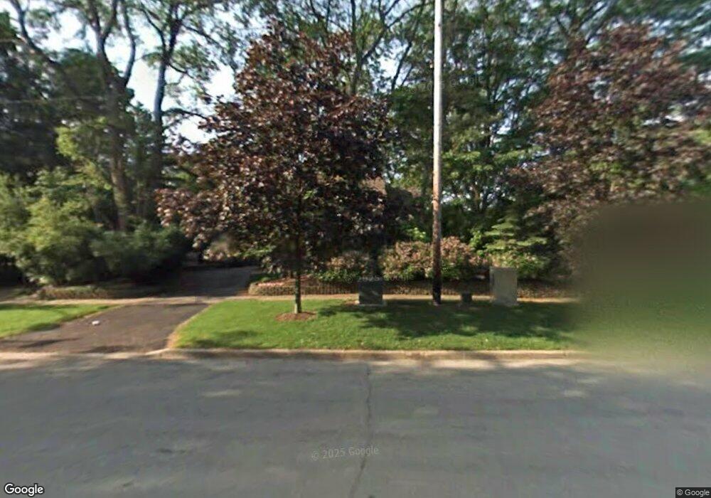 8 W Bauer Rd, Naperville, IL 60563 - photo 1