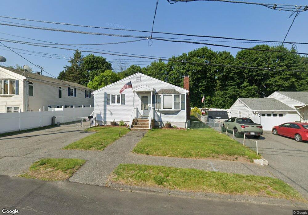 13 Hingston St, Peabody, MA 01960 - photo 1