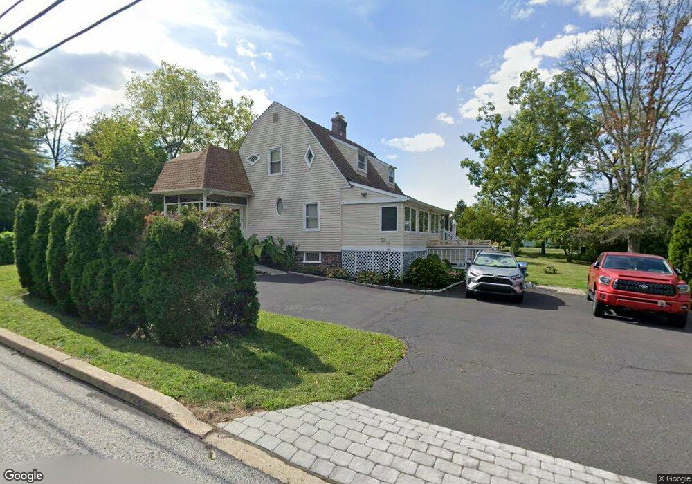 201 Richardson Rd, Lansdale, PA 19446 - photo 1