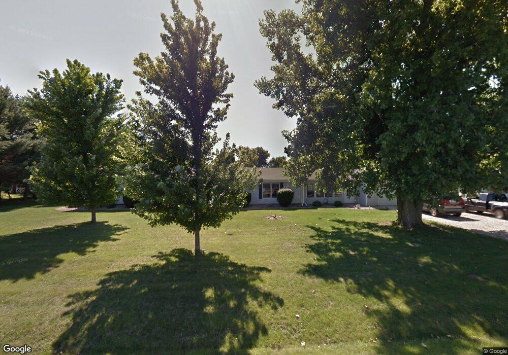 2105 Woodland Lakes Rd, Jacksonville, IL 62650 - photo 1