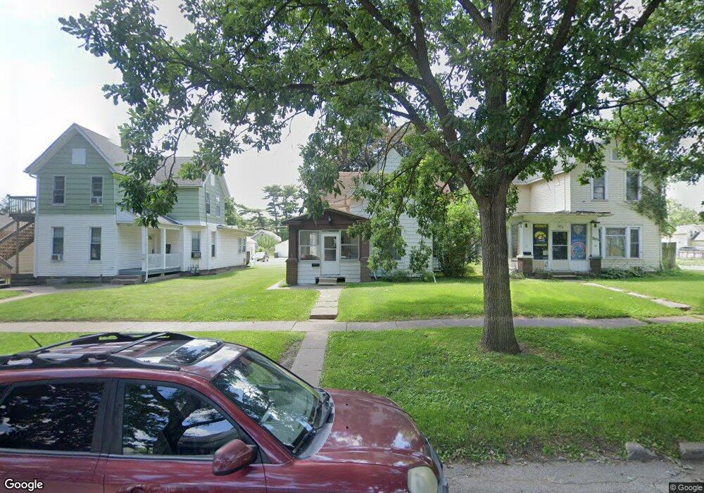 2223 W 2nd St, Davenport, IA 52802 - photo 1