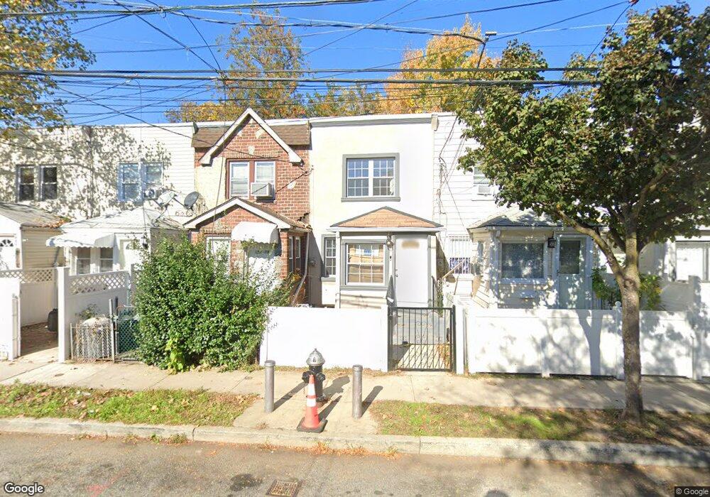 15311 118th Ave, Jamaica, NY 11434 - photo 1