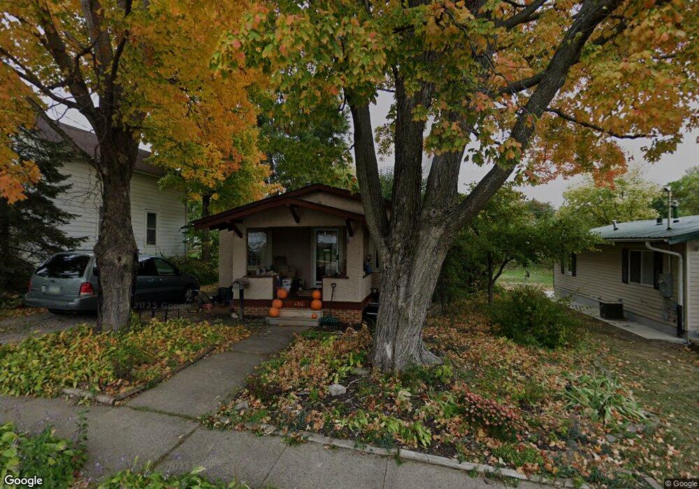 214 W 9th St S, Newton, IA 50208 - photo 1