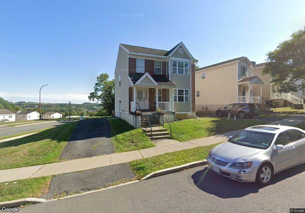 559 Lark Dr, Albany, NY 12210 - photo 1