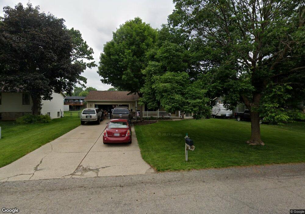 322 Standish Dr, Wayland, MI 49348 - photo 1