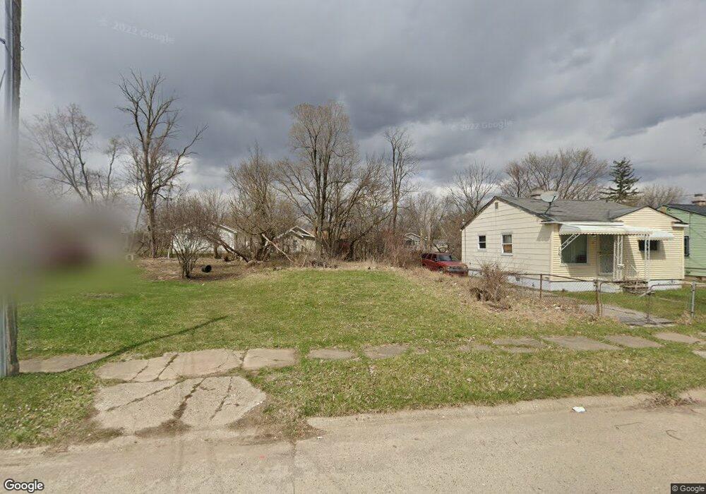 1163 E Russell Ave, Flint, MI 48505 - photo 1