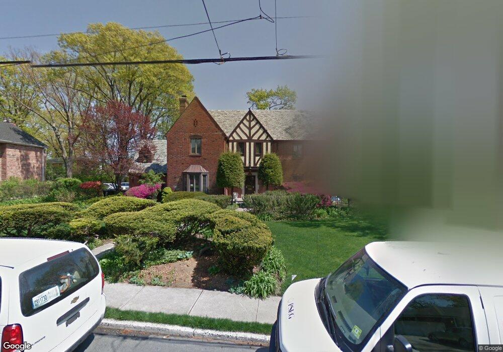 1118 Briar Way, Fort Lee, NJ 07024 - photo 1