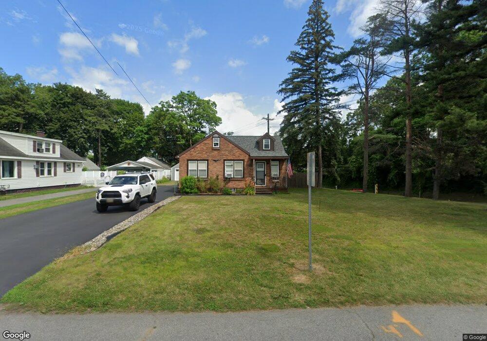 2103 Robinwood Ave, Schenectady, NY 12306 - photo 1