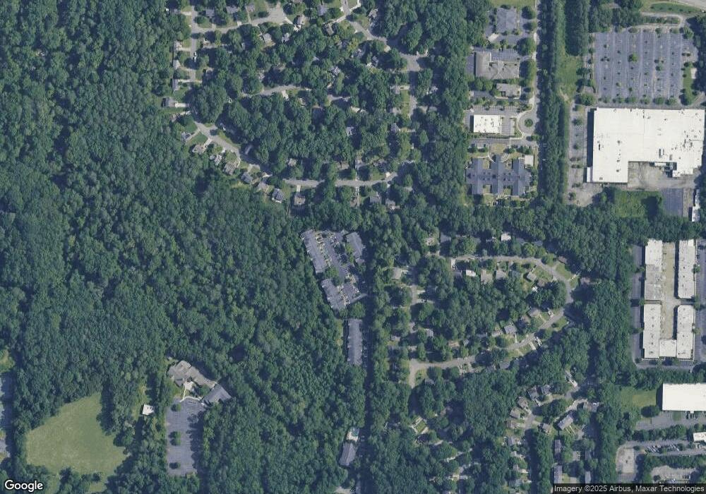 524 Streamside Dr, Roswell, GA 30076 - photo 1