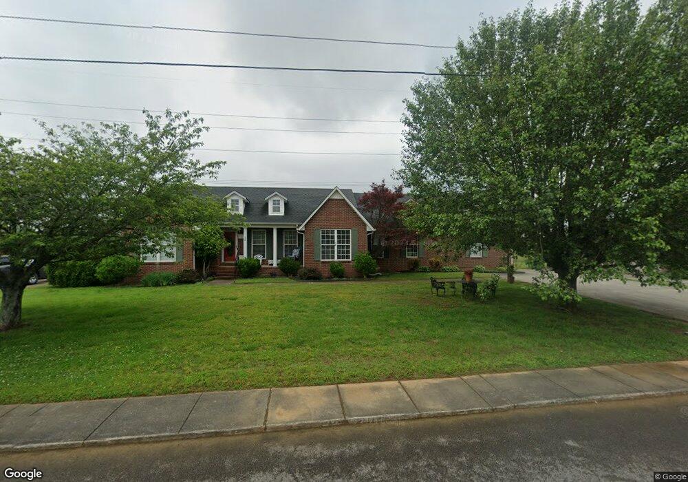 112 Megan Cir, Shelbyville, TN 37160 - photo 1