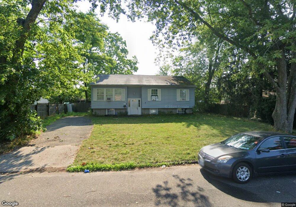 2919 Falcon Ave, Medford, NY 11763 - photo 1