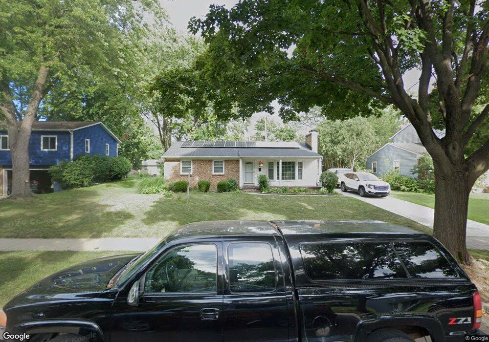 1434 Benjamin Ave NE, Grand Rapids, MI 49505 - photo 1