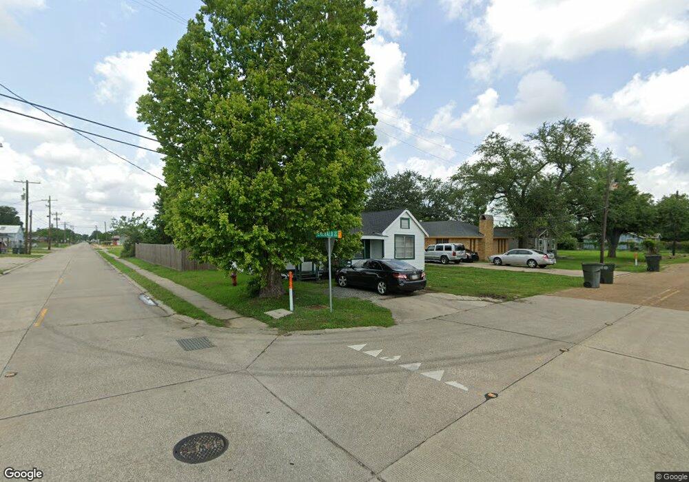1110 Emerald St, Lake Charles, LA 70601 - photo 1