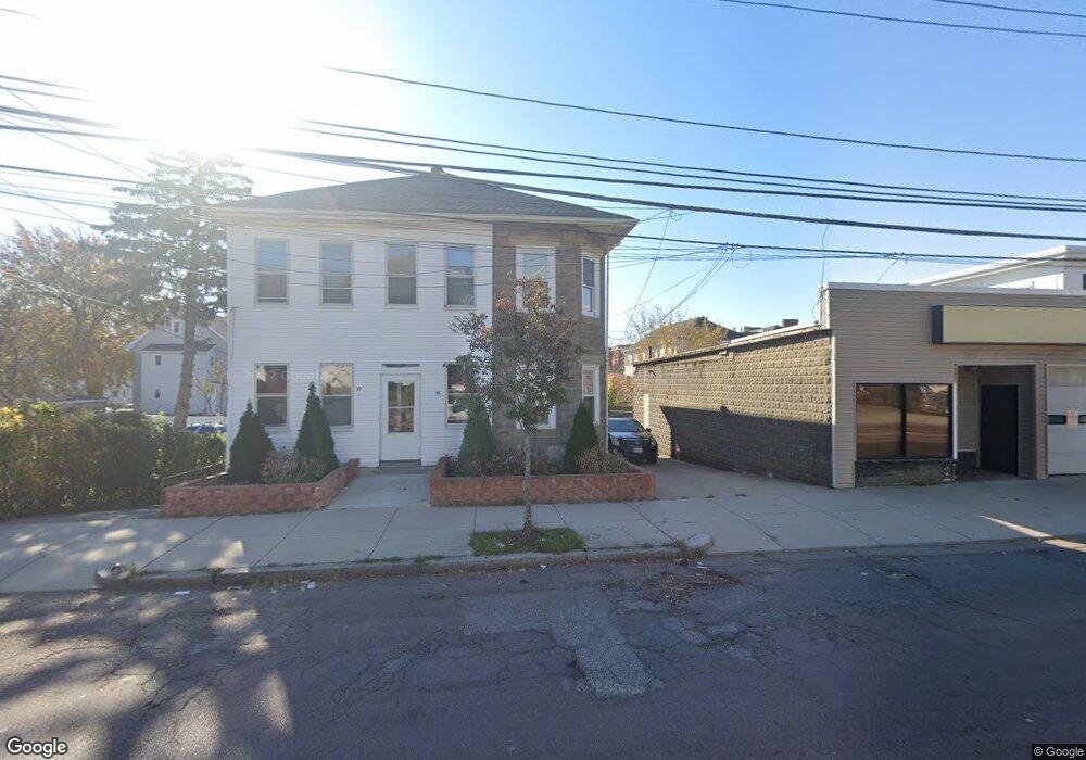 35 Hunting St unit 37, Malden, MA 02148 - photo 1