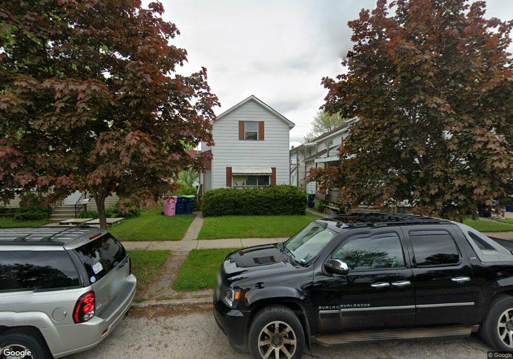 318 N Jackson St, Bay City, MI 48708 - photo 1