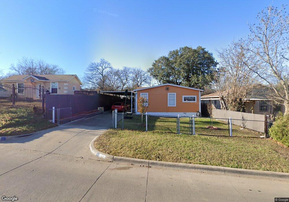 2921 NW 29th St, Fort Worth, TX 76106 - photo 1