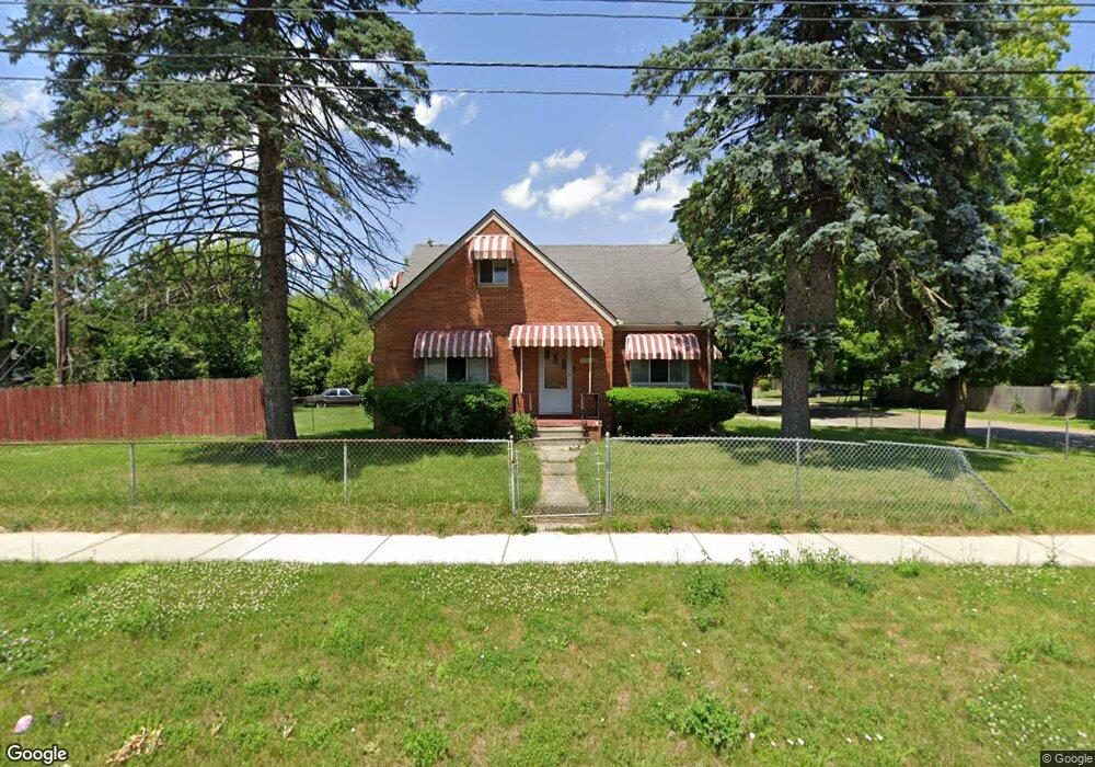 951 E Atherton Rd, Flint, MI 48507 - photo 1