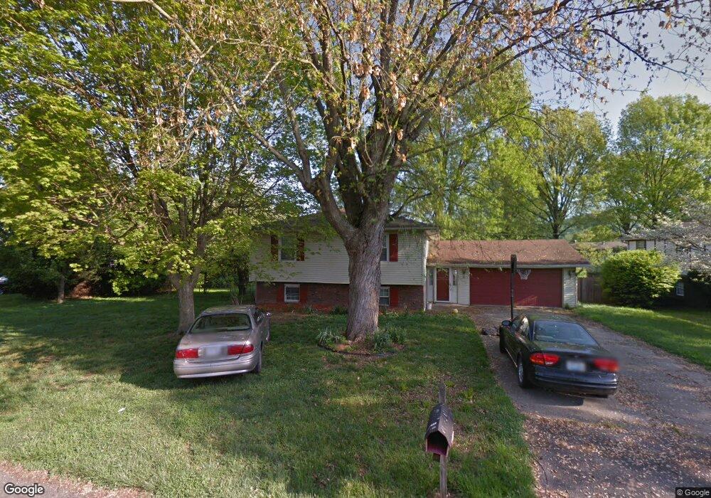 1521 Elmhurst Dr, Worthington, KY 41183 - photo 1