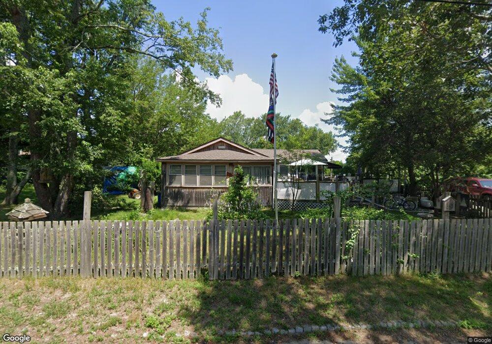 19 Coburn St, Warwick, RI 02889 - photo 1