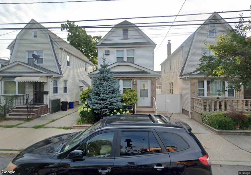 9213 244th St, Floral Park, NY 11001 - photo 1