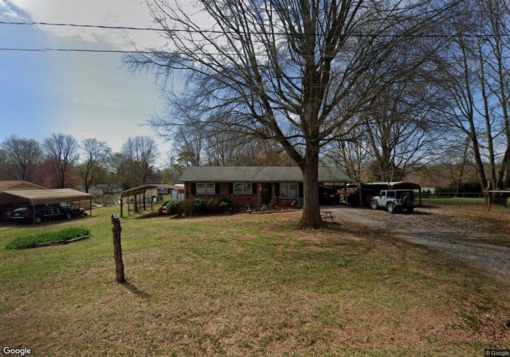 143 Hemingway Ln, Statesville, NC 28625 - photo 1