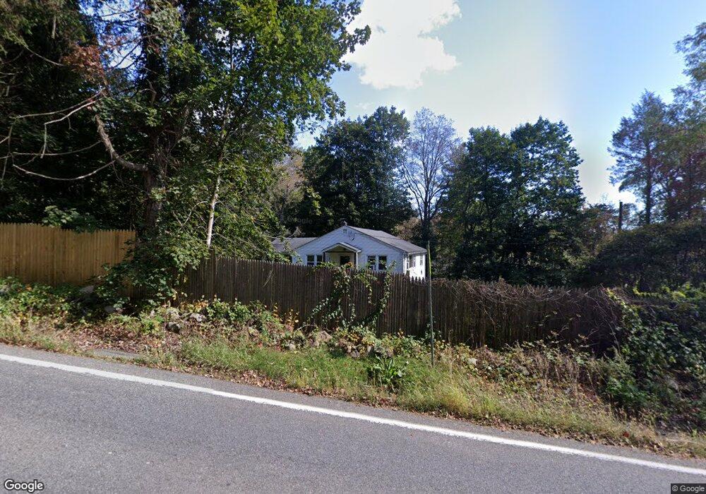 164 Oscawana Lake Rd, Putnam Valley, NY 10579 - photo 1