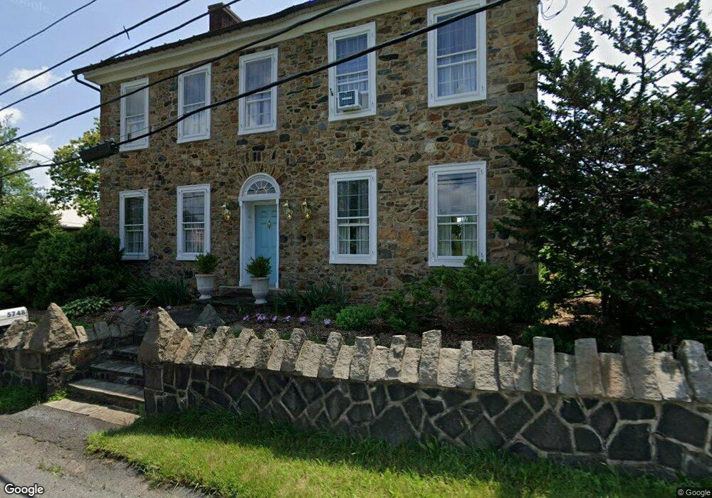 5748 Limeport Pike, Coopersburg, PA 18036 - photo 1