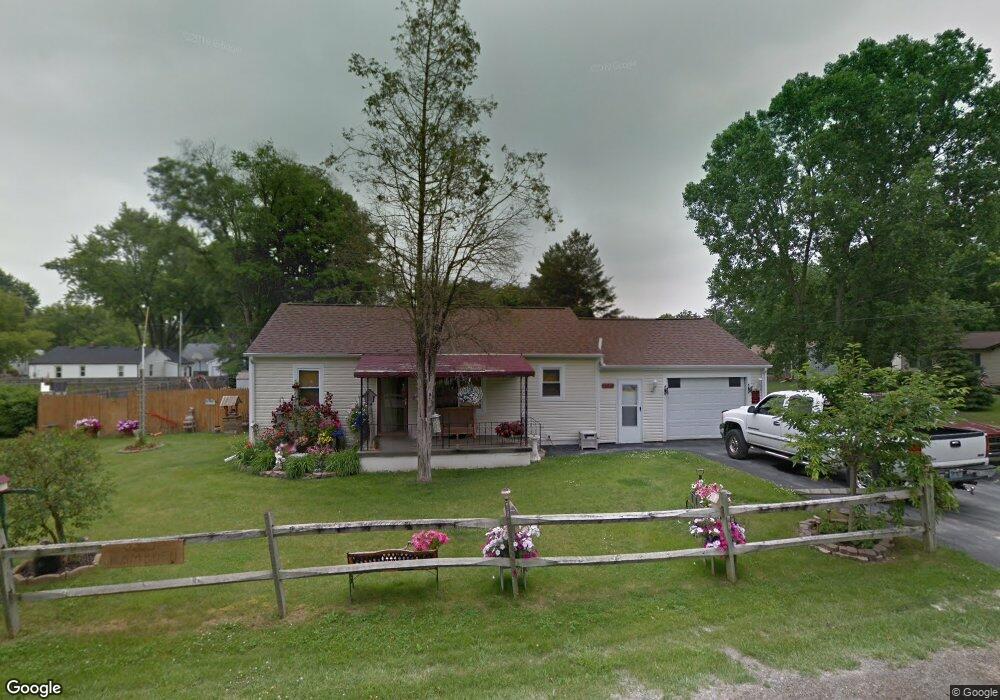 2227 Lambden Rd, Flint, MI 48532 - photo 1