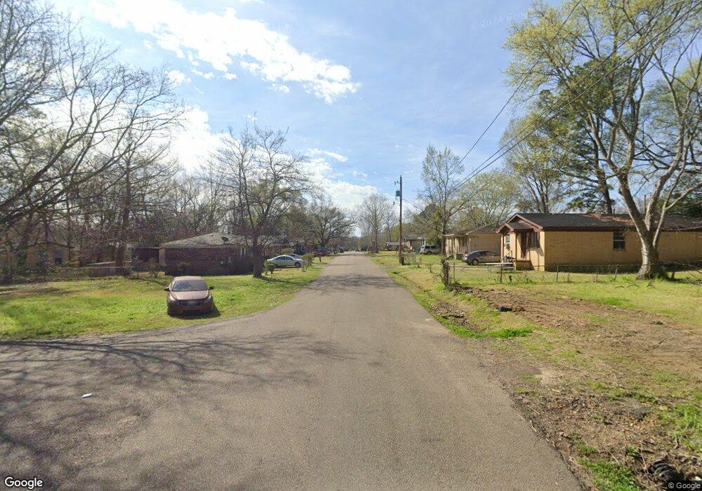 2 Somerset Dr unit 2, Canton, MS 39046 - photo 1