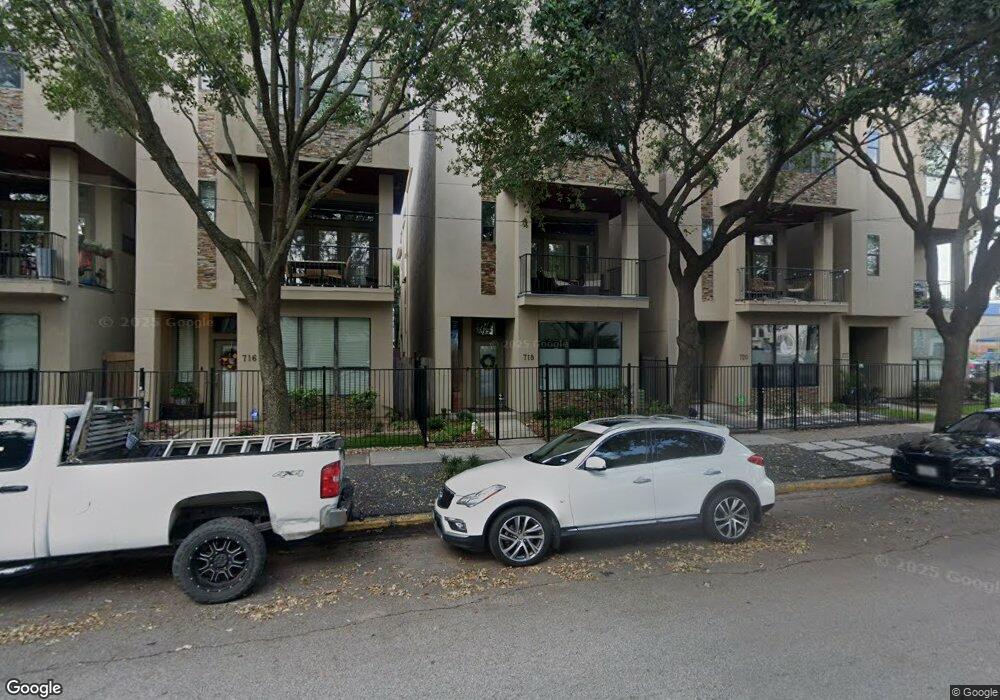 718 W 8th St, Houston, TX 77007 - photo 1